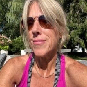 Meet your Posher, Liz